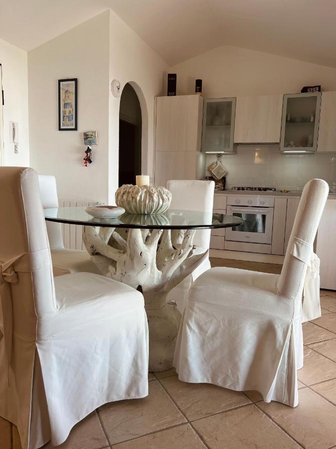 Villa A Golfo Aranci Con Vista Su Tavolara Marinella  Exteriér fotografie