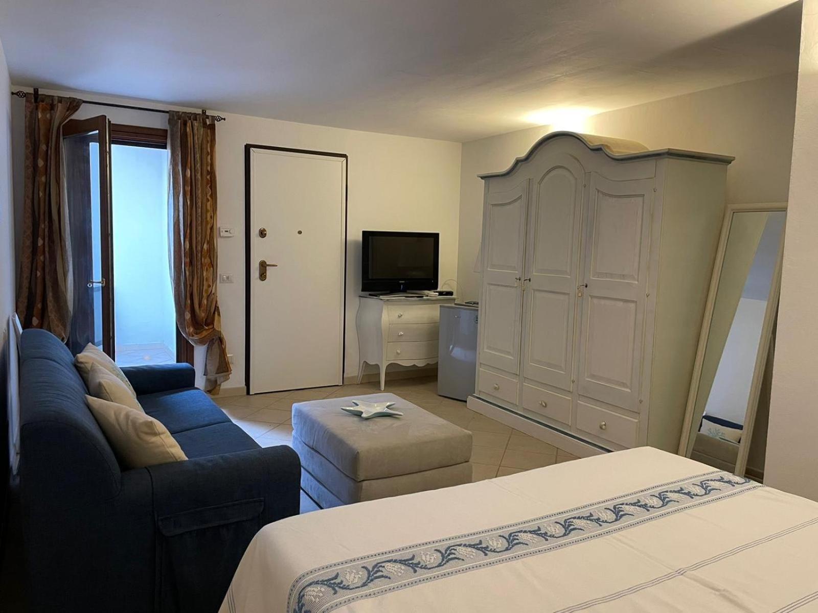 Villa A Golfo Aranci Con Vista Su Tavolara Marinella  Exteriér fotografie